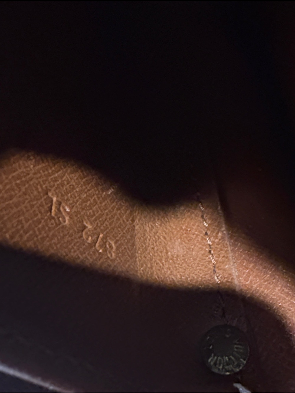 Louis Vuitton Cartouchiere
MM Brown Monogram
Crossbody Bag - Picture 9 of 14